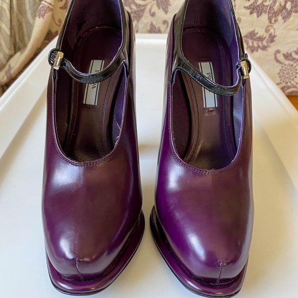 Perfect for Fall/Winter! Prada Purple/Black Patent Leather Maryjane Heels - Picture 7 of 9